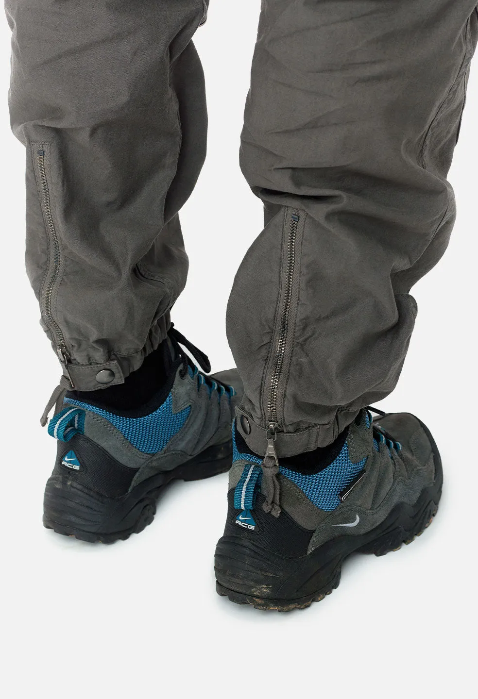 Canopy Cargo Pants / Charcoal