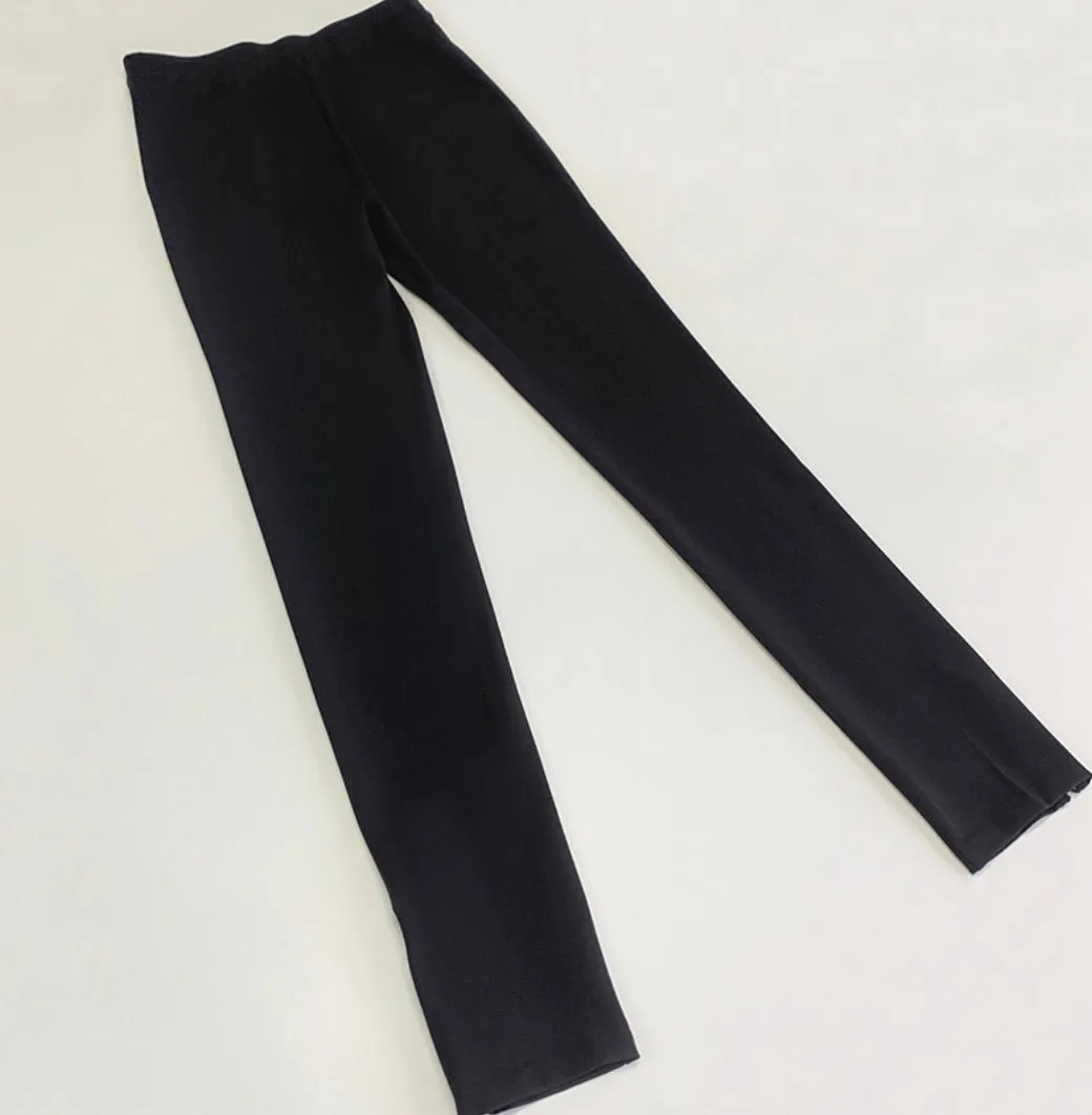 Fitted legging with zip