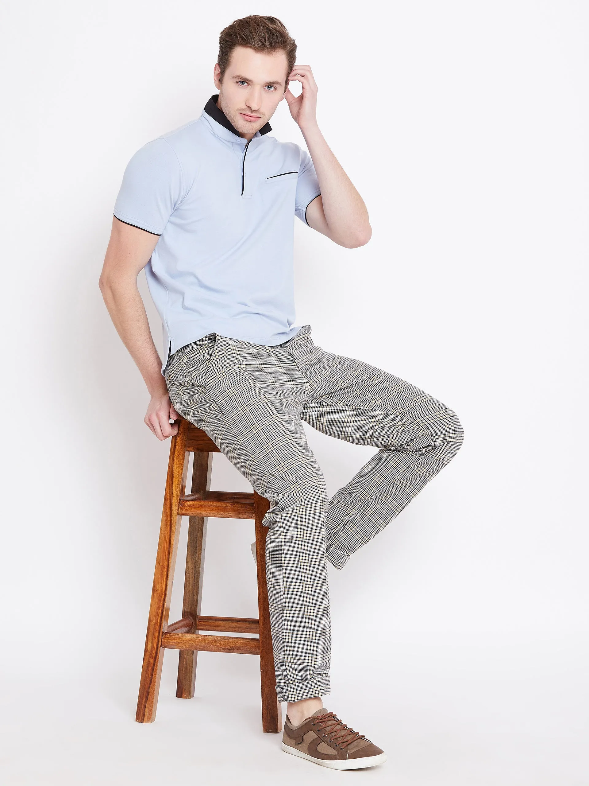 Men Grey Checked Casual Regular Fit Trousers