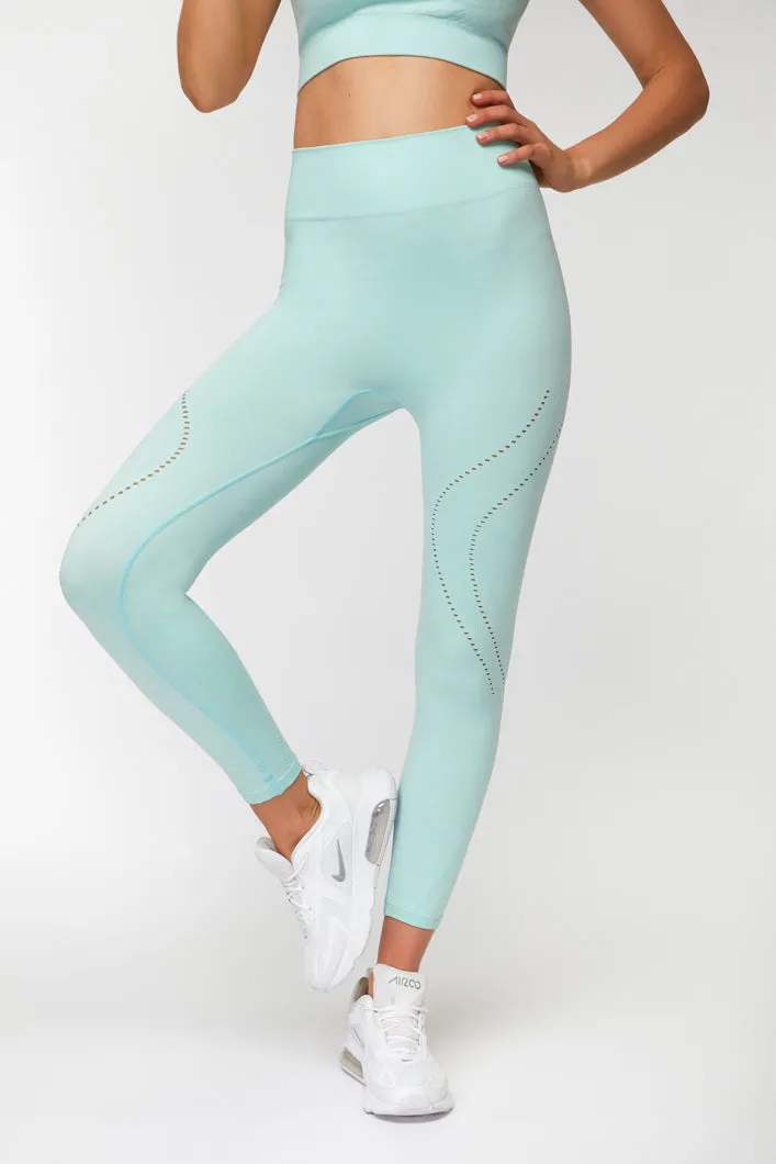 Mystify Seamless 3/4 Legging