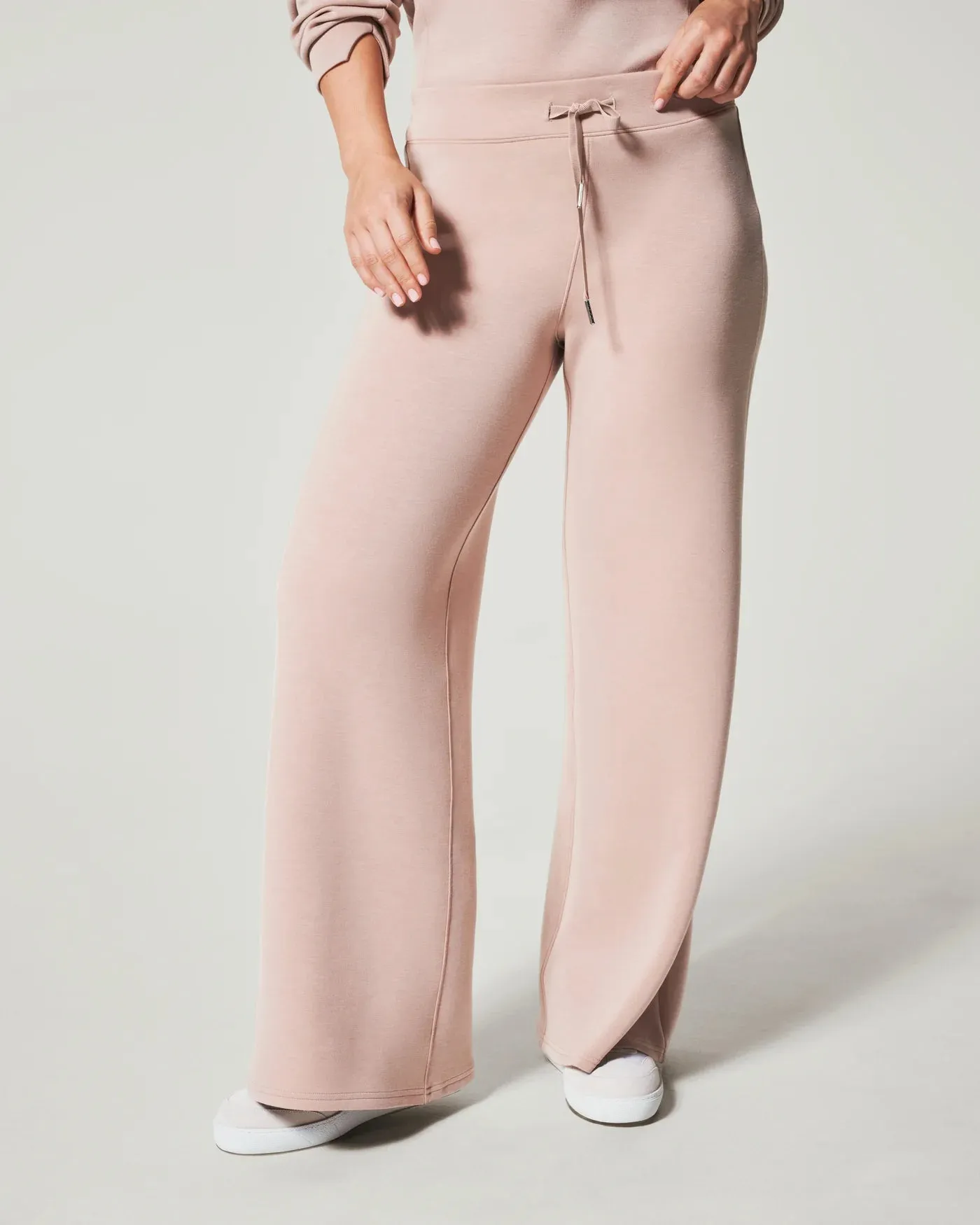 SPANX AirEssentials Wide Leg Pant